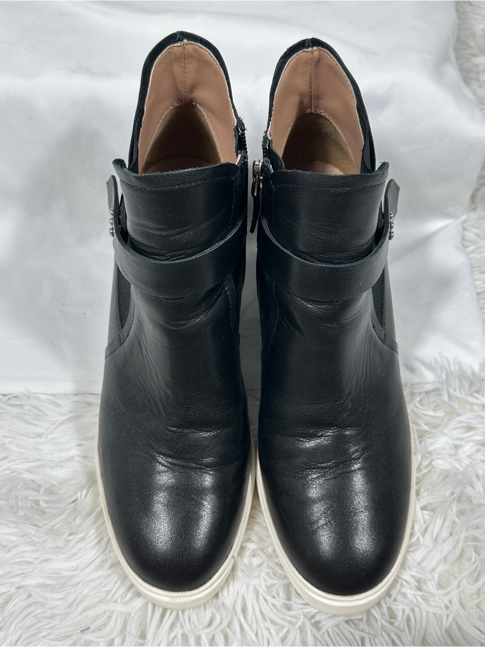 Linea Paolo Womens Sz 9,5 Black Leather Wedge Sneaker Boots Side Zip Comfort - Picture 6 of 16